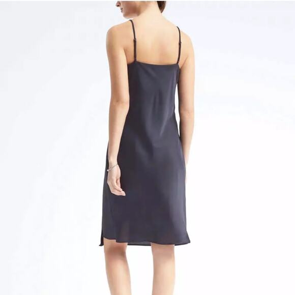Banana Republic Navy Blue Cascade Slip Dress Size 8 Knee Length - Picture 14 of 14